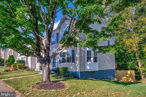 2728 Brier Pond Cir, Woodbridge, VA 22191