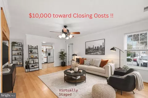 1037 Gardenview Loop #101, Woodbridge, VA 22191