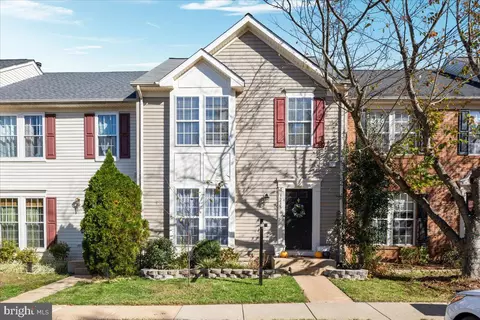 7235 Traphill Way, Gainesville, VA 20155