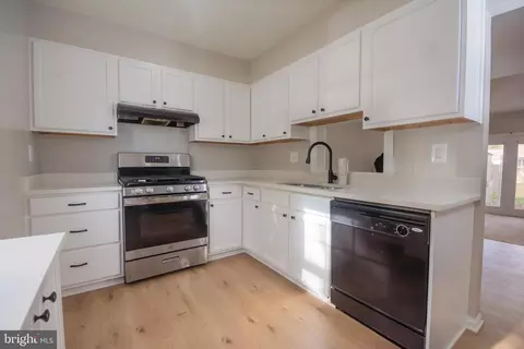 7518 Quail Run Ln, Manassas, VA 20109