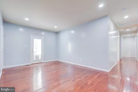 Entry Way - 8513 Thomas Dr, Manassas, VA 20110 photo 3 of 7