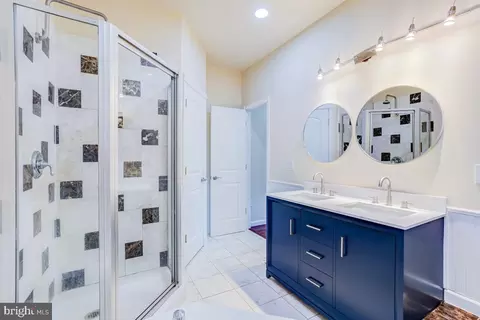 Bath - 8513 Thomas Dr, Manassas, VA 20110 photo 1 of 4