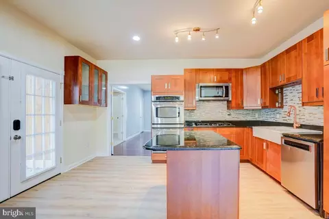 Kitchen - 8513 Thomas Dr, Manassas, VA 20110 photo 1 of 5