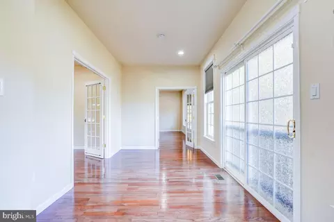 Entry Way - 8513 Thomas Dr, Manassas, VA 20110 photo 7 of 7