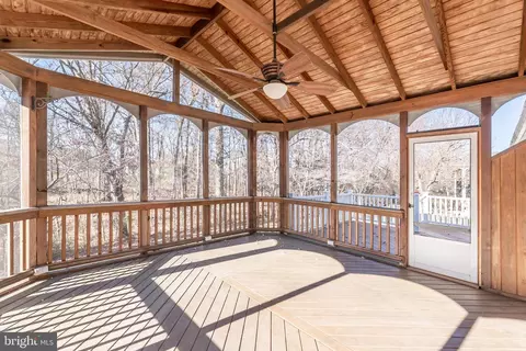 Exterior - 6880 Saddle Run Way, Gainesville, VA 20155 photo 5 of 11