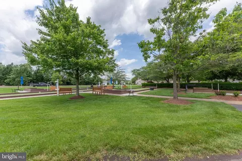 Exterior - 6880 Saddle Run Way, Gainesville, VA 20155 photo 11 of 11