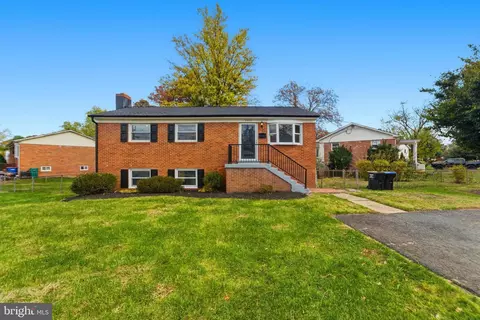 9929 Loudoun Ave, Manassas, VA 20109