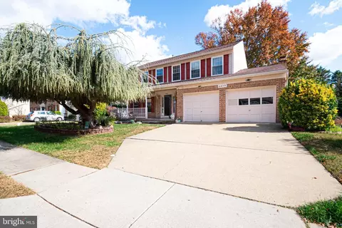 4483 Edsall Dr, Woodbridge, VA 22193