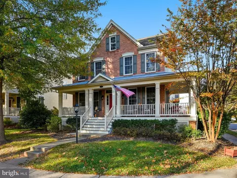 4664 Allens Mill Blvd, Haymarket, VA 20169
