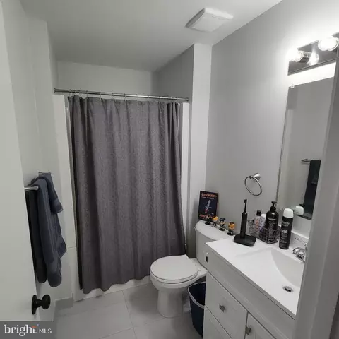 Bath - 15712 Brandywine Rd, Dumfries, VA 22025 photo 2 of 2
