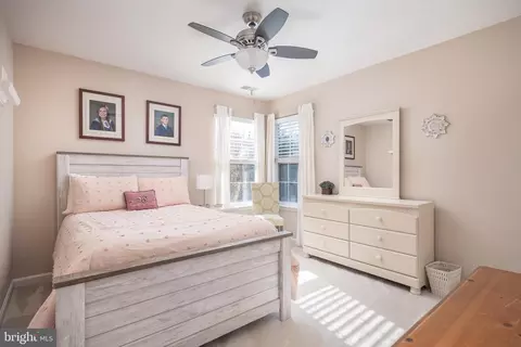 12017 Youngtree Ct, Bristow, VA 20136 photo 30