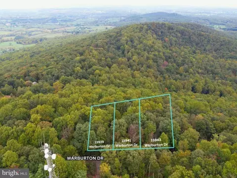 15943 15941 15939 Warburton Dr, Haymarket, VA 20169