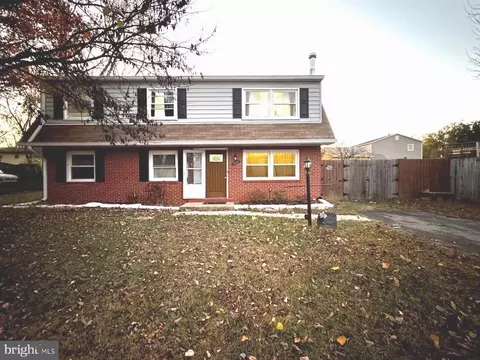 13002 Kimbrough Ln, Woodbridge, VA 22193