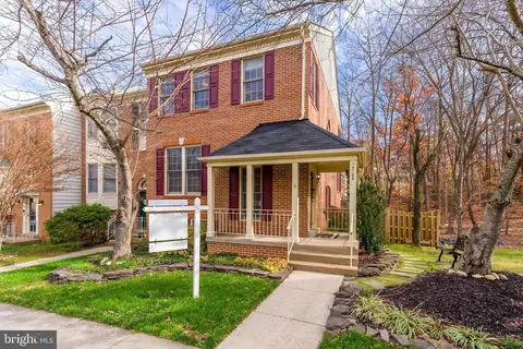 12165 Abbey Glen Ct, Woodbridge, VA 22192