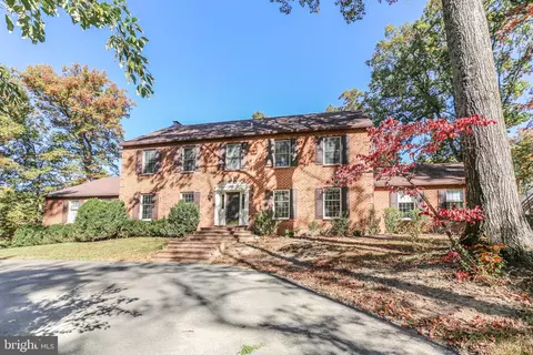 13469 Fowke Ln, Woodbridge, VA 22192