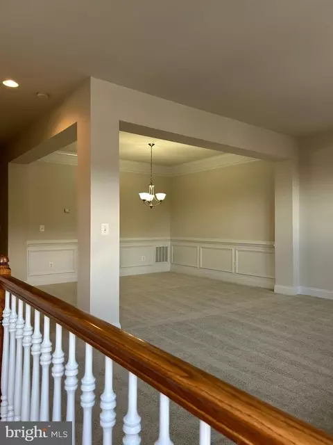 6872 Witton Cir, Gainesville, VA 20155 photo 14