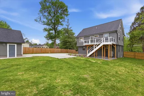Exterior - 8323 Rolling Rd, Manassas, VA 20110 photo 7 of 7