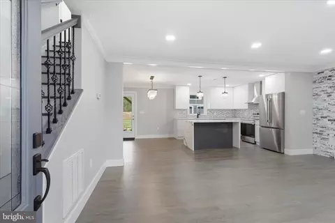 Entry Way - 8323 Rolling Rd, Manassas, VA 20110 photo 1 of 3