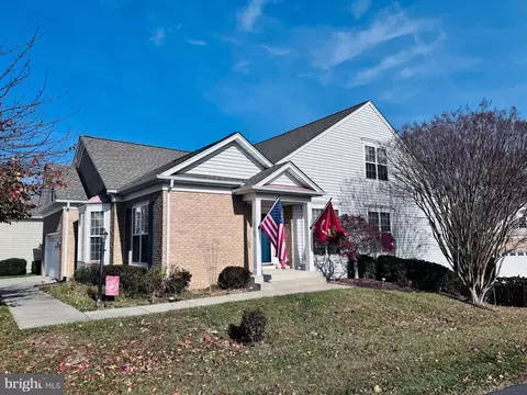 12165 Eddystone Ct, Woodbridge, VA 22192