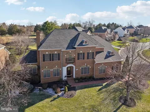 8301 Hancock Ct, Gainesville, VA 20155 photo 1