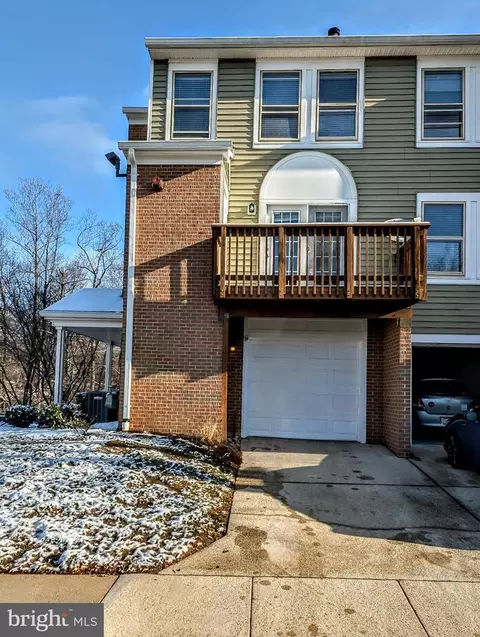 12551 Kempston Ln, Woodbridge, VA 22192