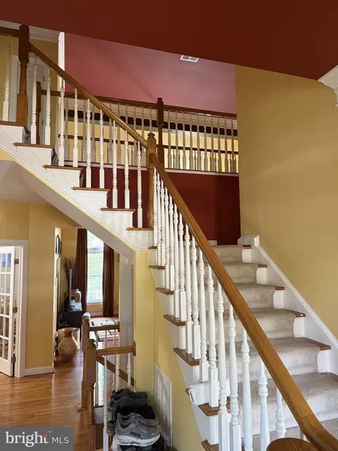 Entry Way - 5518 Victory Loop, Manassas, VA 20112 photo 2 of 5