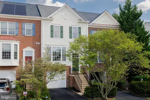 10709 Dabshire Way, Manassas, VA 20110