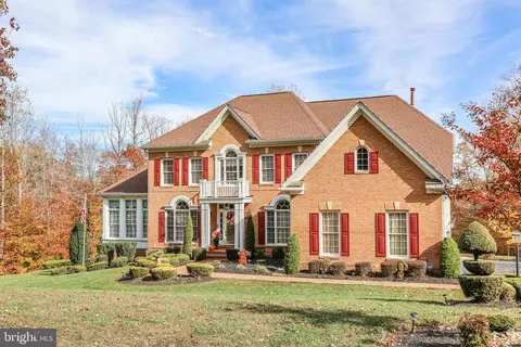 11015 Bacon Race Rd, Woodbridge, VA 22192