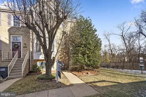 10828 Caraway Cir, Manassas, VA 20109