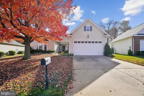16529 Sparkling Brook Loop, Dumfries, VA 22025 photo 2