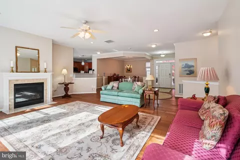16529 Sparkling Brook Loop, Dumfries, VA 22025 photo 10
