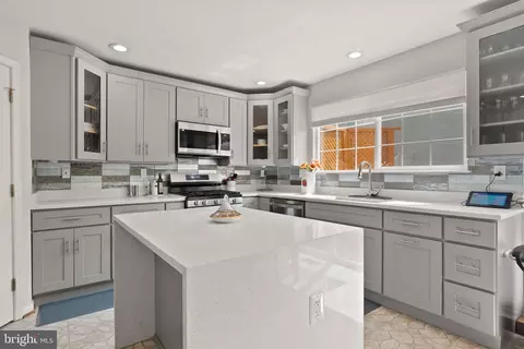 15725 Marbury Heights Way, Dumfries, VA 22025