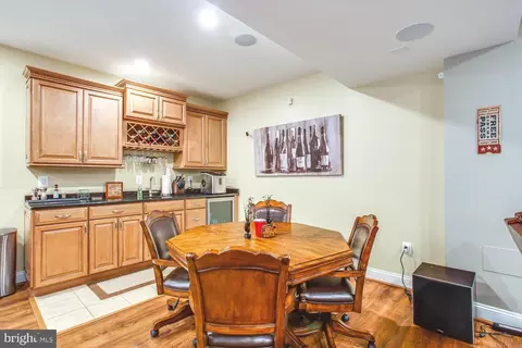 Dining - 3403 Logstone Dr, Triangle, VA 22172 photo 2 of 2