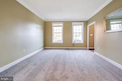 Living - 3403 Logstone Dr, Triangle, VA 22172 photo 14 of 16
