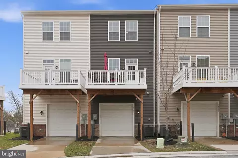 Other - 18363 Reaper Hill Ct, Triangle, VA 22172 photo 13 of 15