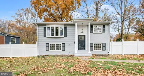 3900 Fillmore Dr, Woodbridge, VA 22193