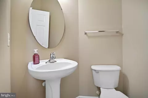 6837 Rathbone Pl, Gainesville, VA 20155 photo 22