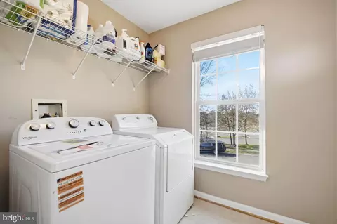 6837 Rathbone Pl, Gainesville, VA 20155 photo 29