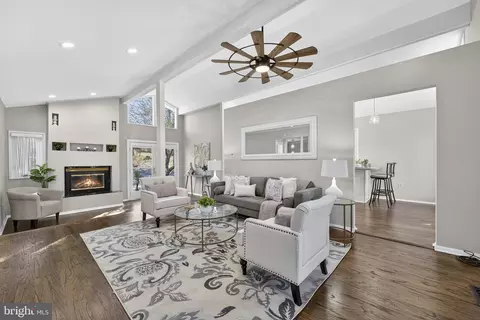 12610 Westport Ln, Woodbridge, VA 22192