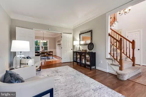 Entry Way - 13183 Rettew Dr, Manassas, VA 20112 photo 4 of 9