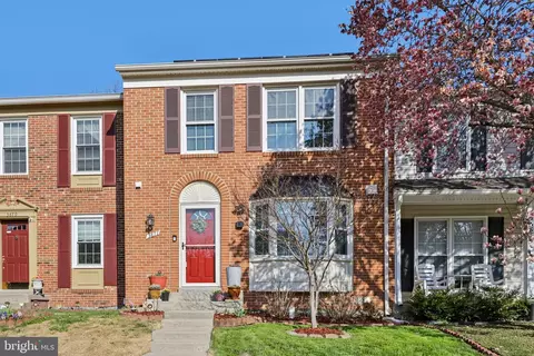 3877 Ogilvie Ct, Woodbridge, VA 22192