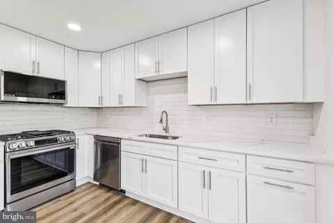 Other - 7398 Barbados Ln, Manassas, VA 20109 photo 2 of 10