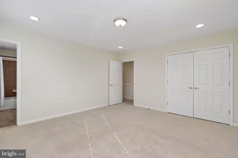 Bedroom - 3313 Lady Catherine Cir, Triangle, VA 22172 photo 2 of 5