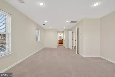 Bedroom - 3313 Lady Catherine Cir, Triangle, VA 22172 photo 1 of 5
