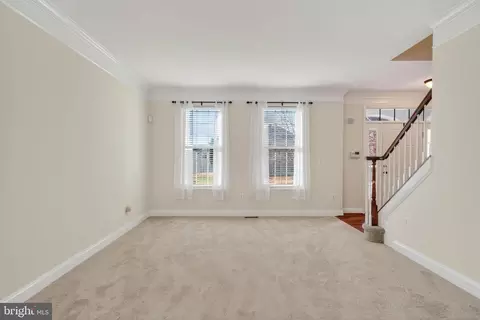 Living - 3313 Lady Catherine Cir, Triangle, VA 22172 photo 5 of 6