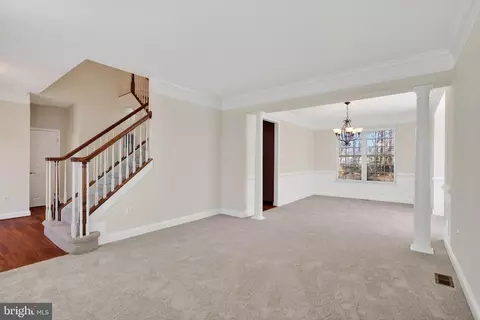 Living - 3313 Lady Catherine Cir, Triangle, VA 22172 photo 4 of 6