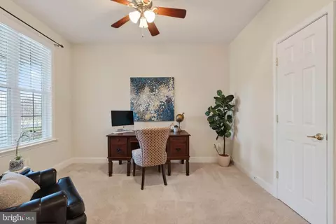 6920 Netherstone Ct, Gainesville, VA 20155 photo 20