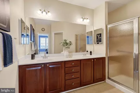 6920 Netherstone Ct, Gainesville, VA 20155 photo 18