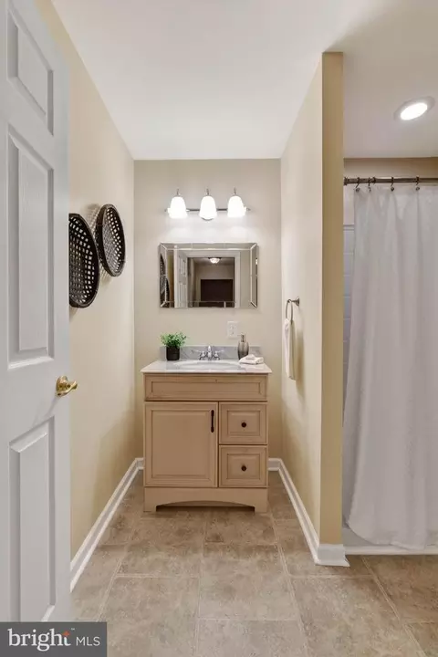 6920 Netherstone Ct, Gainesville, VA 20155 photo 29