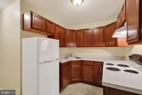 6920 Netherstone Ct, Gainesville, VA 20155 photo 36